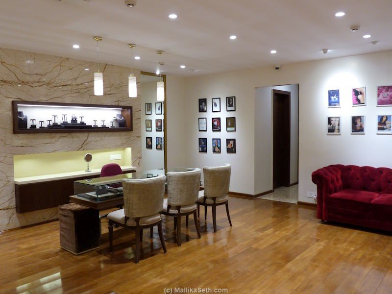 Aakran - The Jewellery Boutique